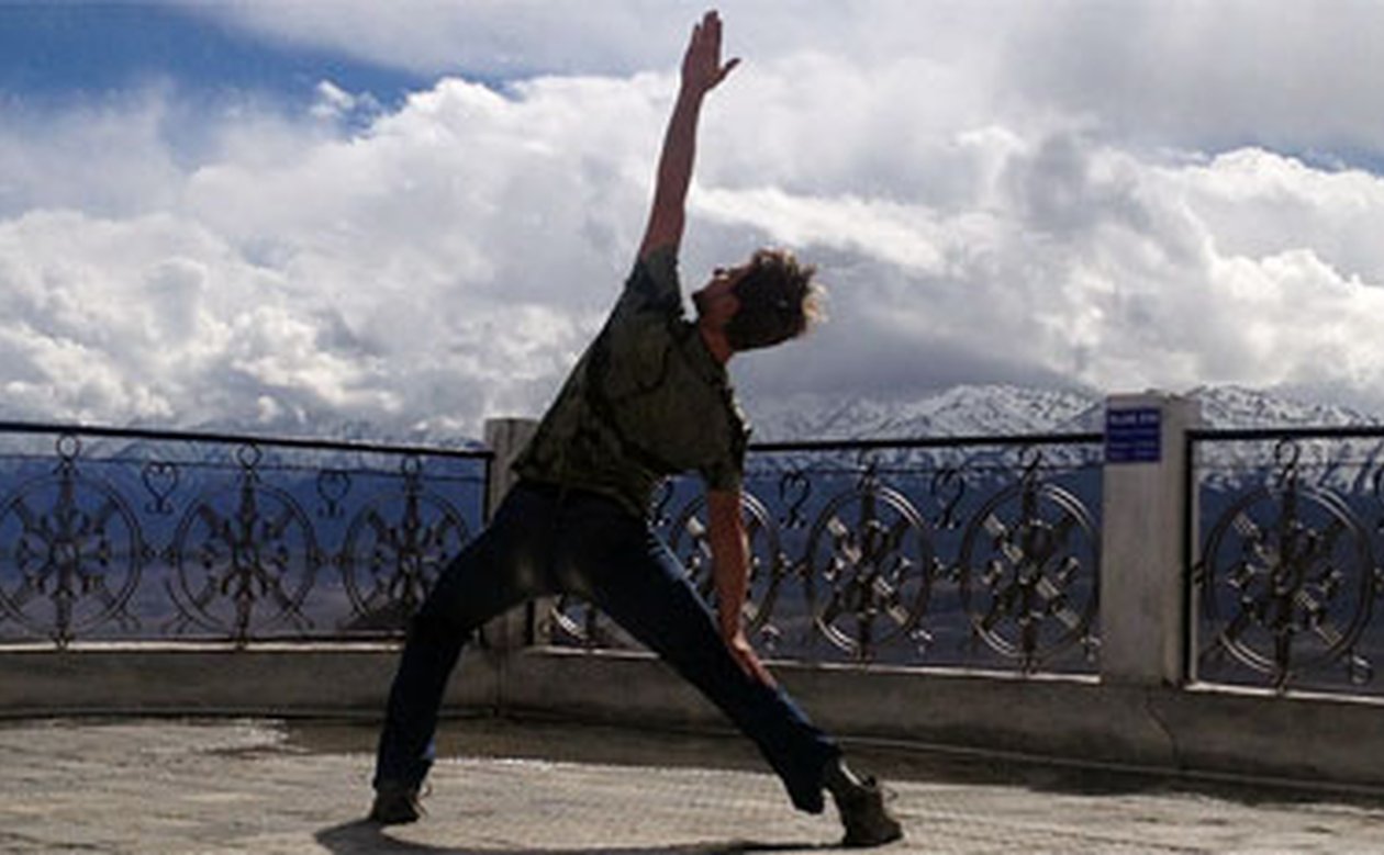 image of Secularised Asanas: Praciting Yoga with Beer and Heavy Metal Sound