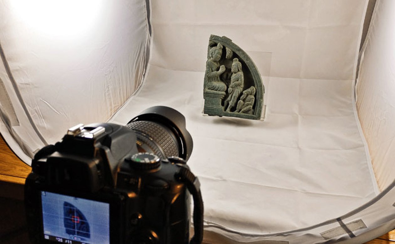 image of When in Rome, do as the Researchers do: Project on Buddhist Sculptures