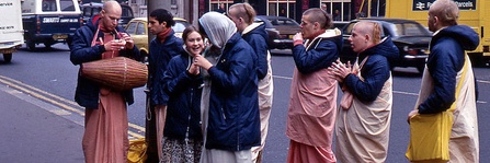 image of Der Widerschein der Erleuchtung - Rezeptionen fernöstlicher neuer religiöser Bewegungen in der Bundesrepublik seit den 70er Jahren