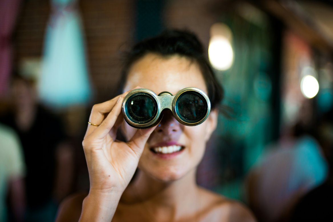 fernglas_YfR-w-unsplash.jpg