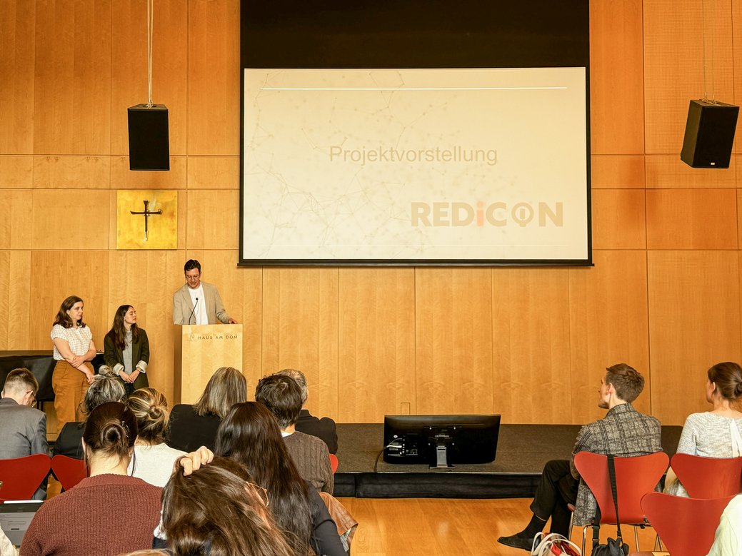 Redicon KOnferenz Anfang Mai 2026 bearbeitet-5.jpg
