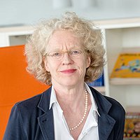 Photograph of Prof. Dr. Susanne Lanwerd