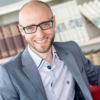 Photograph of Prof. Dr. Frederik Elwert